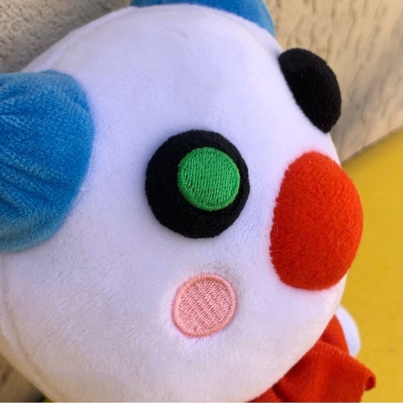 MiniToon PHATMOJO Roblox Piggy CLOWNY 9” Collectible Plush CLOWN VIDEO GAME TOY - Picture 6 of 10